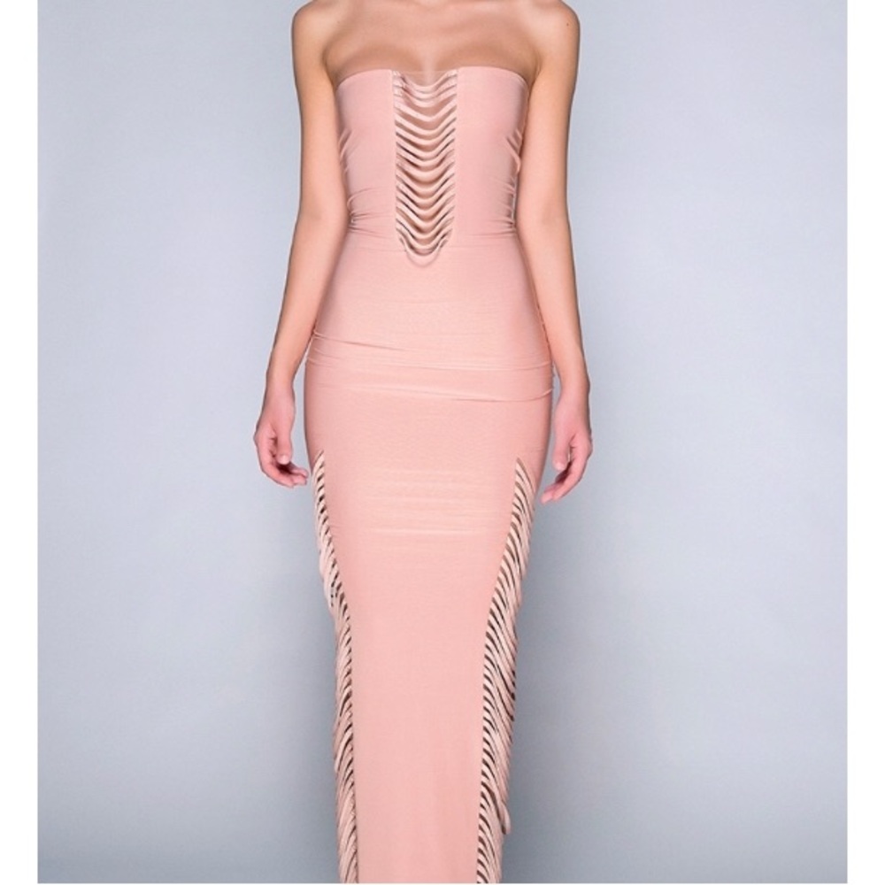 Hamel gown in blush nude fits USA 4/6 Bronx